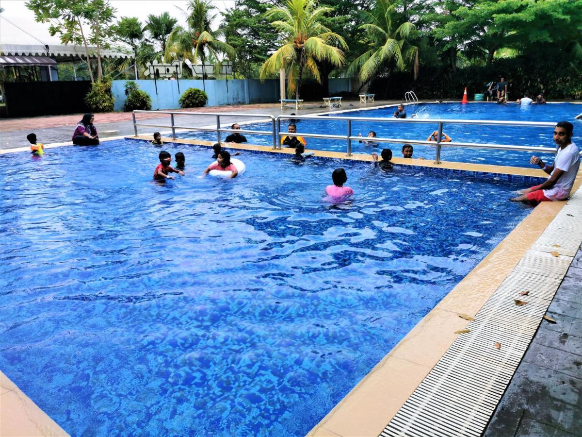 B - Lagoon Water Themepark Suite Melaka Town Екстериор снимка