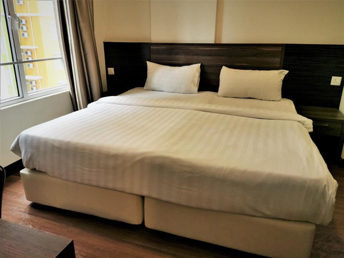 B - Lagoon Water Themepark Suite Melaka Town Екстериор снимка