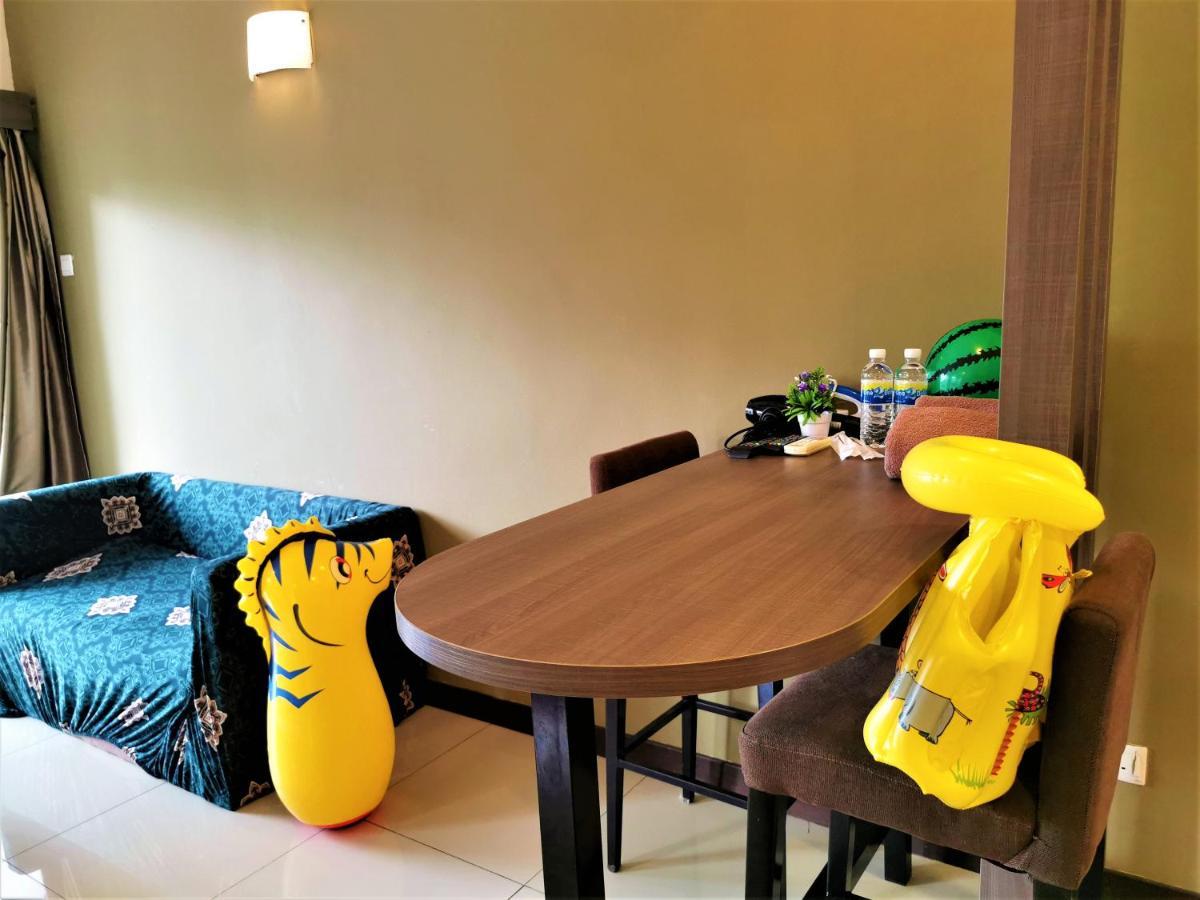 B - Lagoon Water Themepark Suite Melaka Town Екстериор снимка